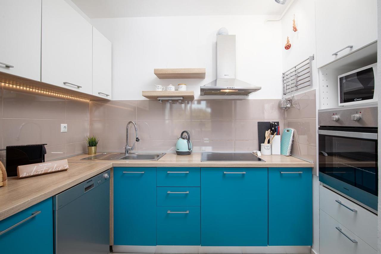 Stylish City Stay With Balcony & Free Parking Pula Bagian luar foto